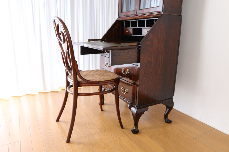 クイーンアンスタイル イングランドオーク ドームトップビューローブックケース