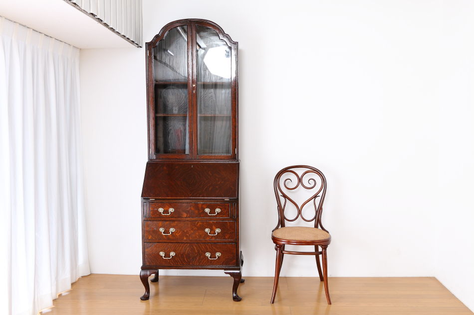 クイーンアンスタイル イングランドオーク ドームトップビューローブックケース