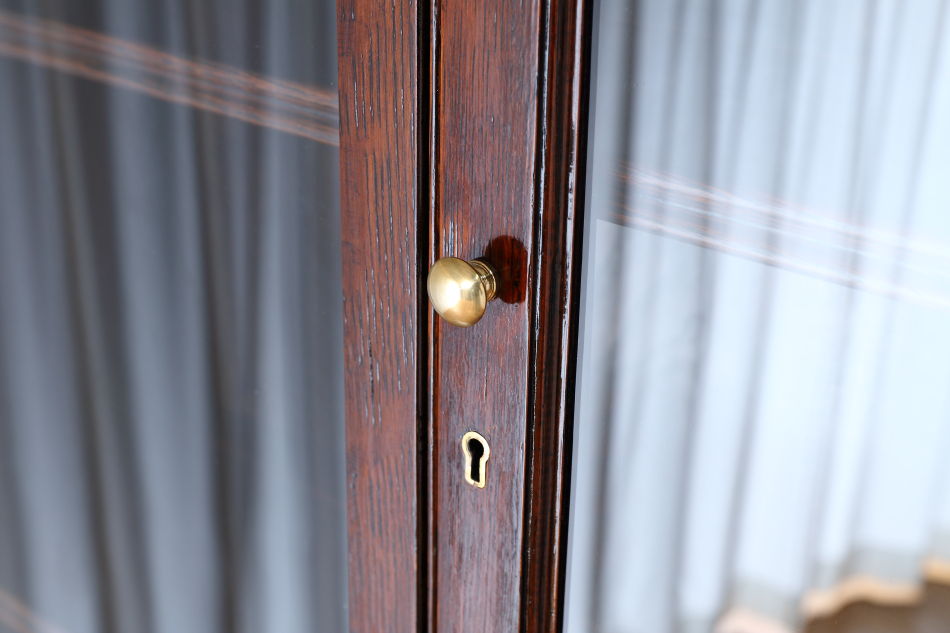 クイーンアンスタイル イングランドオーク ドームトップビューローブックケース