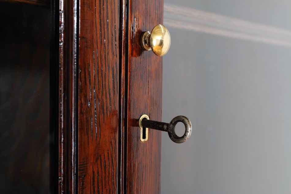 クイーンアンスタイル イングランドオーク ドームトップビューローブックケース