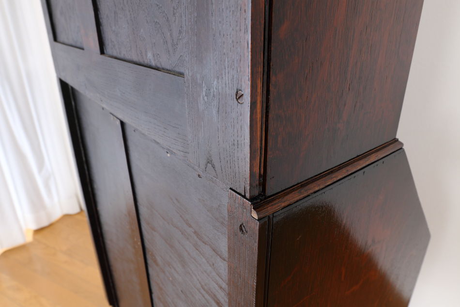 クイーンアンスタイル イングランドオーク ドームトップビューローブックケース