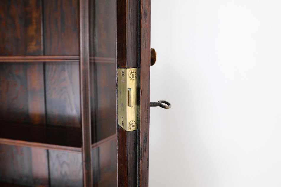 クイーンアンスタイル イングランドオーク ドームトップビューローブックケース