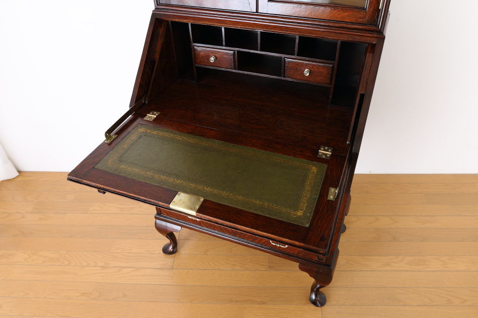 クイーンアンスタイル イングランドオーク ドームトップビューローブックケース