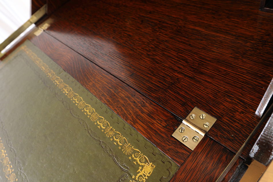 クイーンアンスタイル イングランドオーク ドームトップビューローブックケース