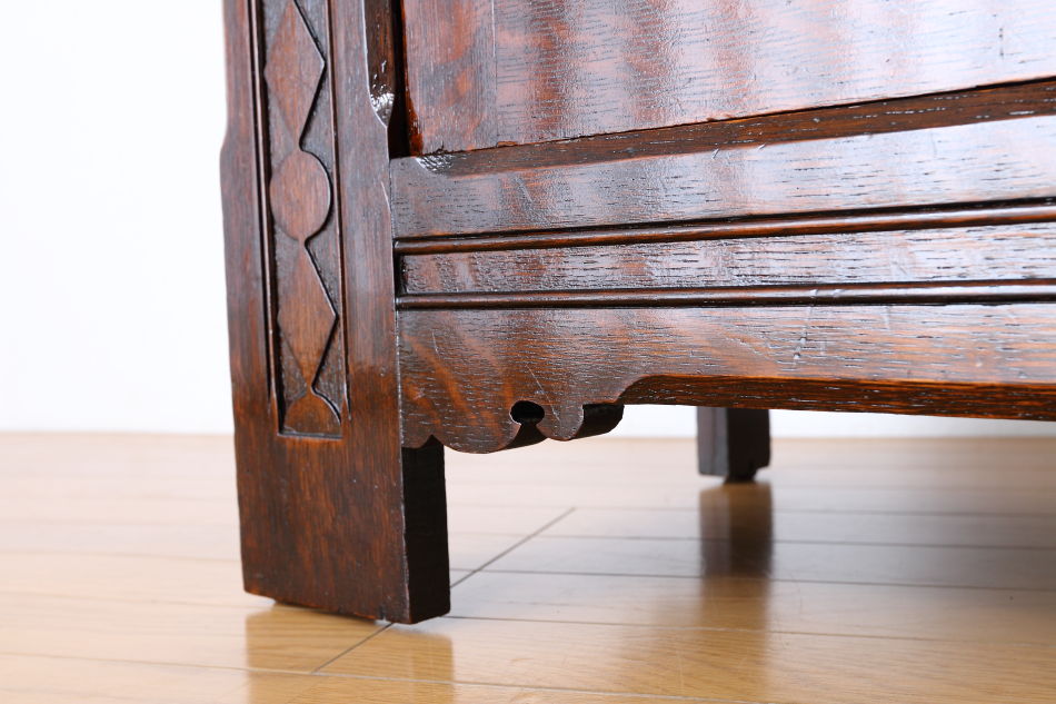 アールデコ チューダースタイル イングランドオーク スモールワードローブ