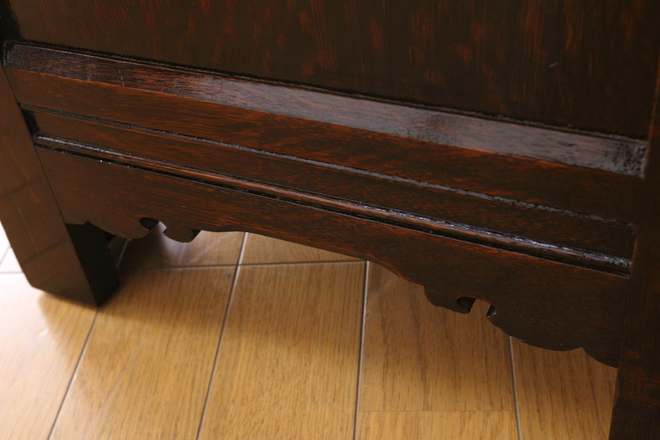 アールデコ チューダースタイル イングランドオーク スモールワードローブ