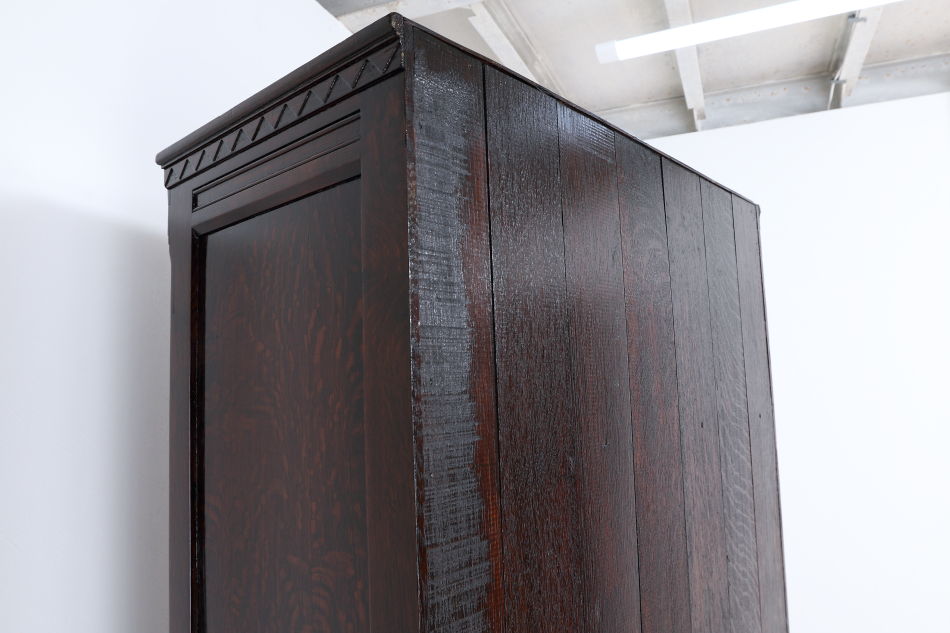 アールデコ チューダースタイル イングランドオーク スモールワードローブ