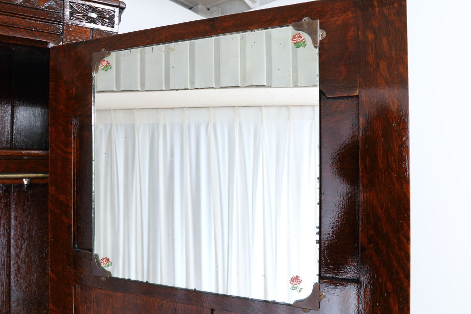 アールデコ チューダースタイル イングランドオーク スモールワードローブ