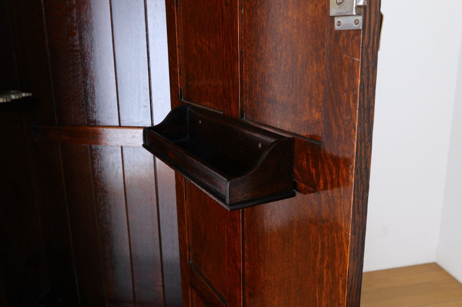 アールデコ チューダースタイル イングランドオーク スモールワードローブ