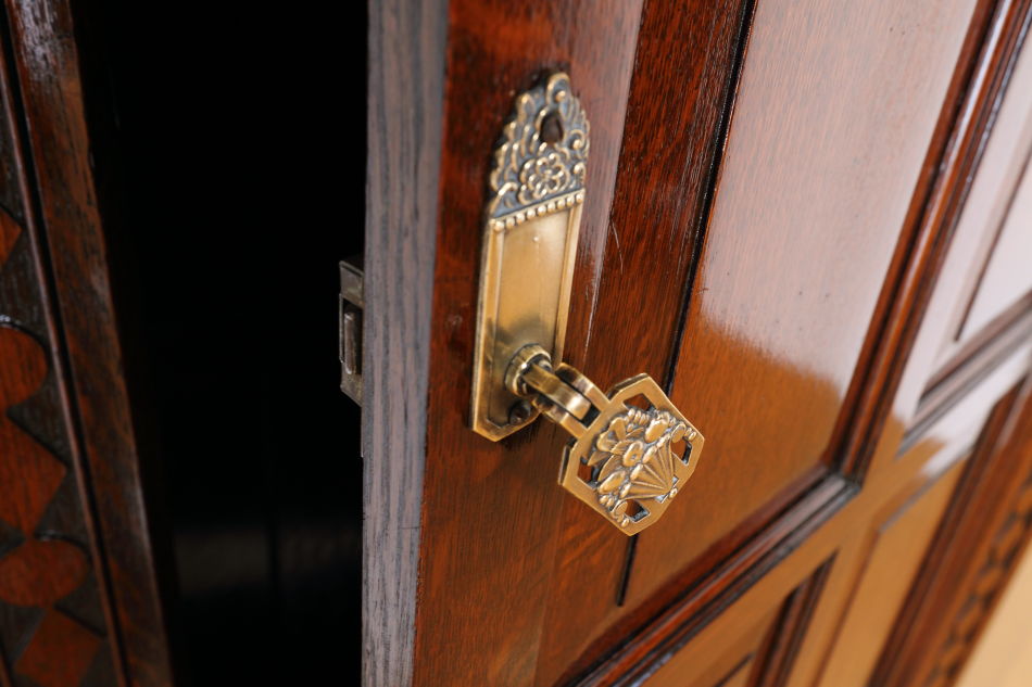 アールデコ チューダースタイル イングランドオーク スモールワードローブ