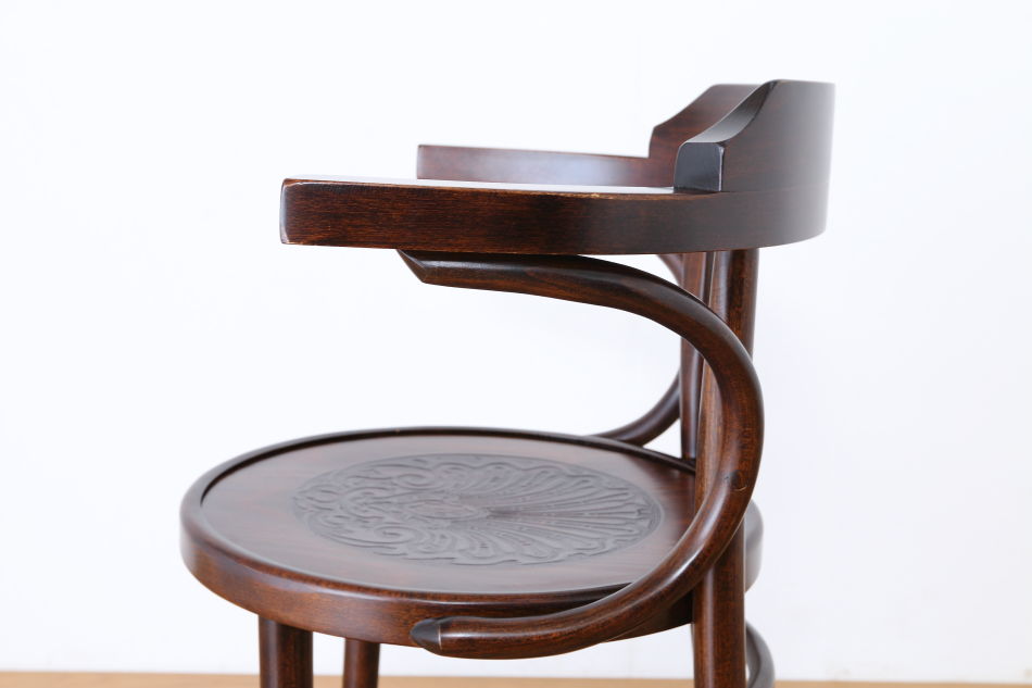 ファーメグFAMEG ベントウッドアームチェア No6003 / ウレタン・アンティーク