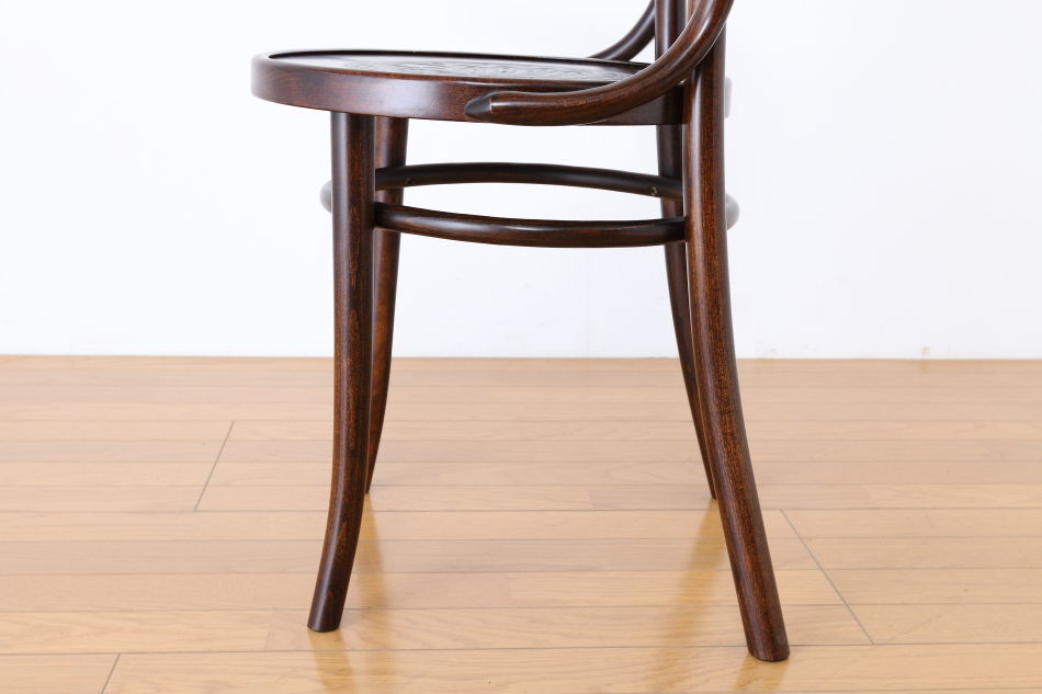 ファーメグFAMEG ベントウッドアームチェア No6003 / ウレタン・アンティーク