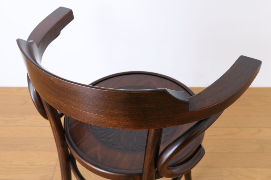 ファーメグFAMEG ベントウッドアームチェア No6003 / ウレタン・アンティーク