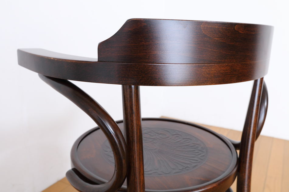 ファーメグFAMEG ベントウッドアームチェア No6003 / ウレタン・アンティーク