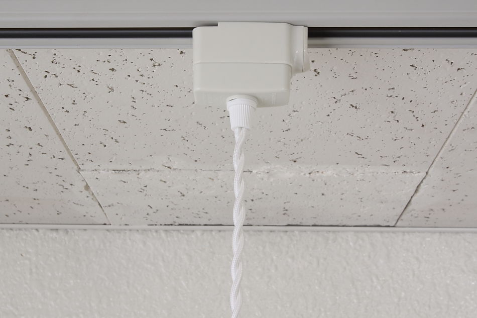 ブリティッシュ・トラディショナル アルミヘアラインシルバー E17コードペンダントランプ