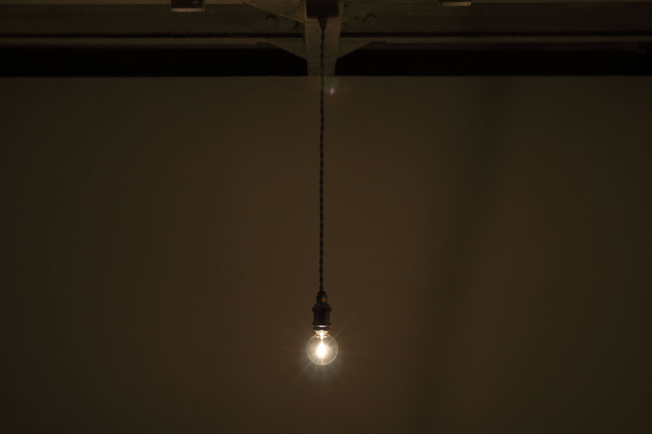 ブリティッシュ・トラディショナル アルミヘアラインシルバー E17コードペンダントランプ