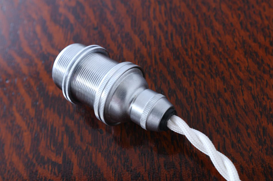 ブリティッシュ・トラディショナル アルミヘアラインシルバー E17コードペンダントランプ