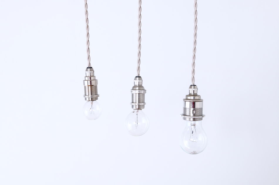 ブリティッシュ・トラディショナル アルミヘアラインシルバー E17コードペンダントランプ