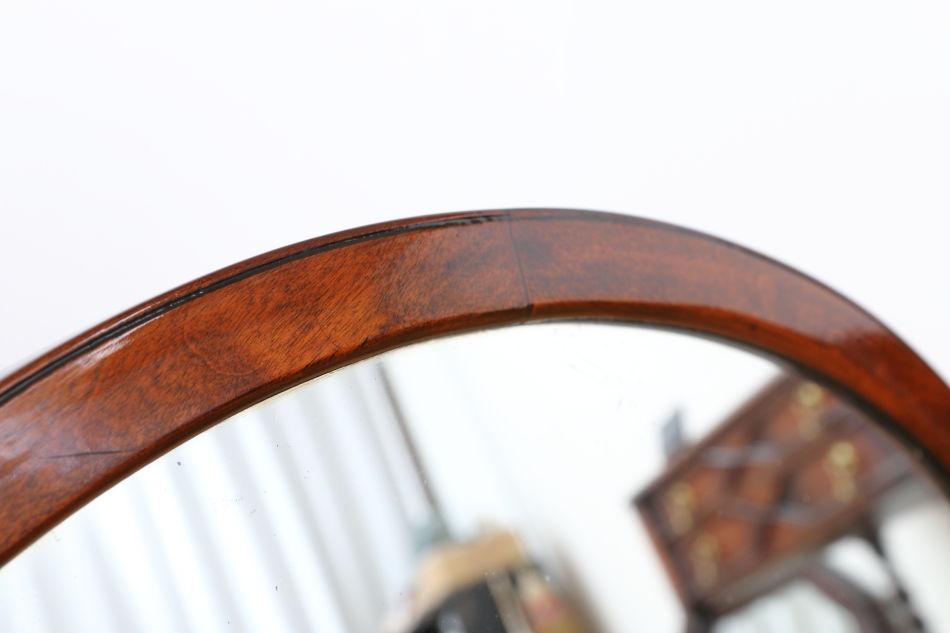 ヴィクトリアンスタイル ツイスト テーブルトップ スタンドミラー