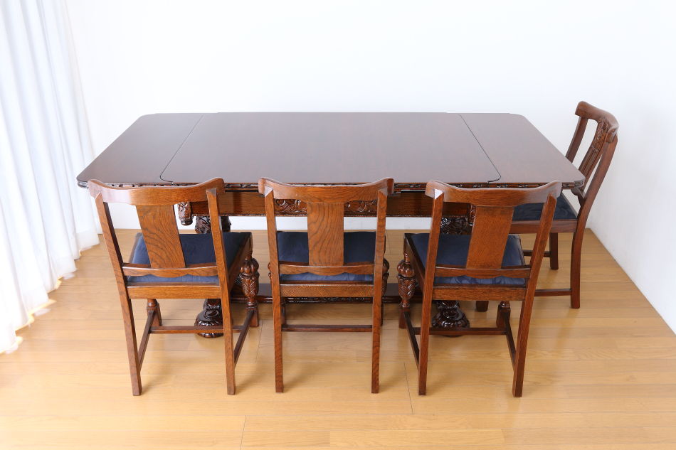 スーパークオリティ フローラル&バルボス チューダーオーク ドローリーフダイニングテーブル