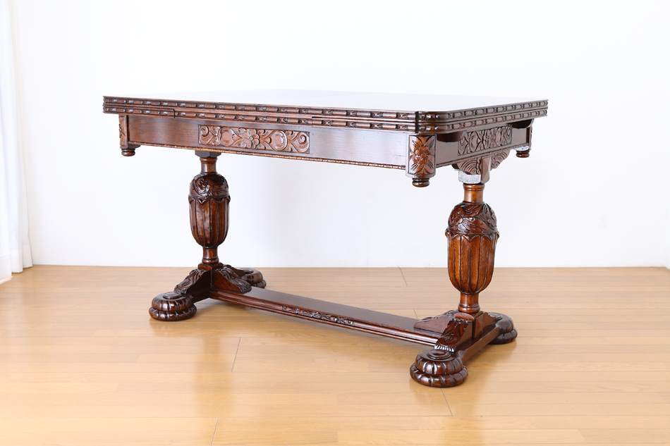 スーパークオリティ フローラル&バルボス チューダーオーク ドローリーフダイニングテーブル