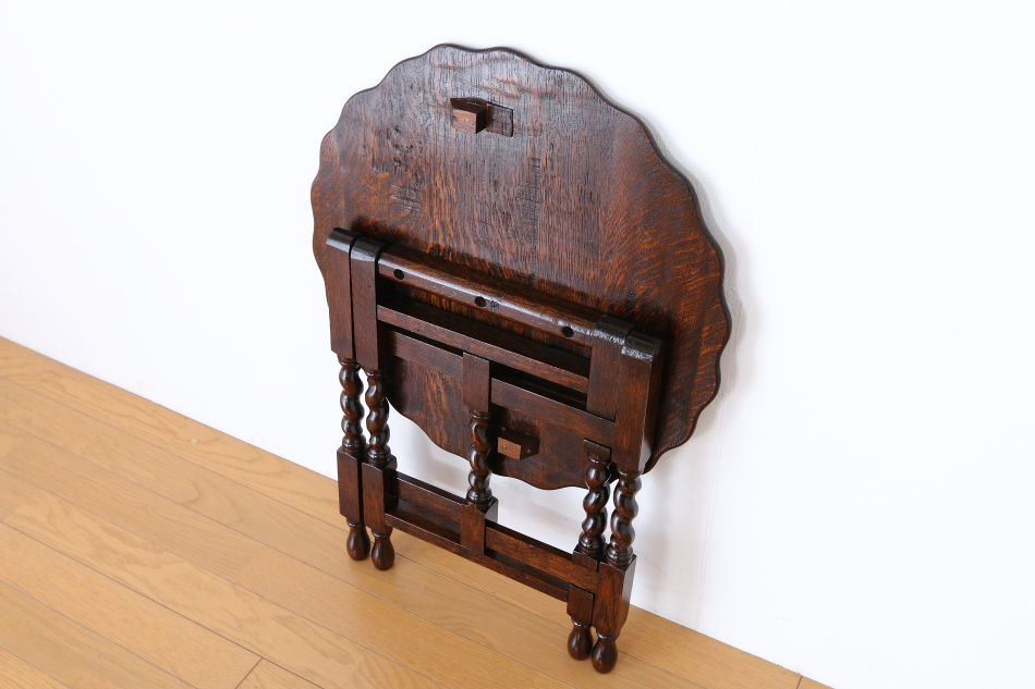 ジャコビアンオーク ツイスト フォールディングテーブル