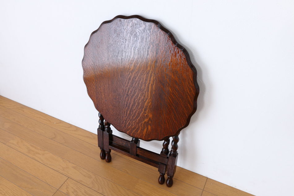 ジャコビアンオーク ツイスト フォールディングテーブル