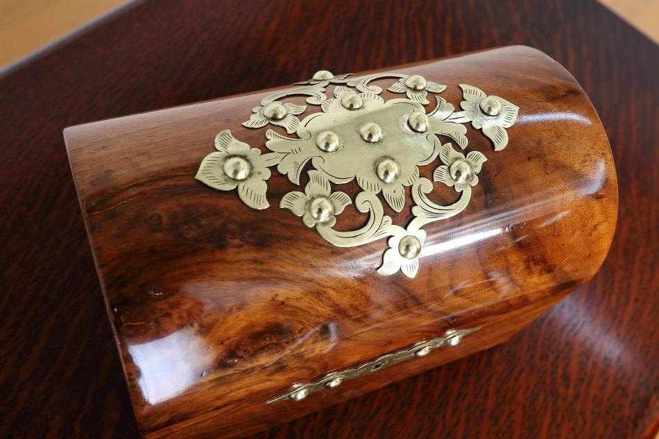アーリーヴィクトリアン ブラス&バールウォルナット ジュエリーボックス