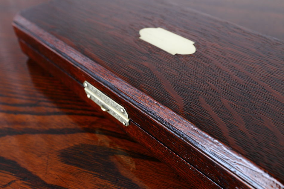 クオリティオーク&ソリッドブラスプラーク ディードボックス