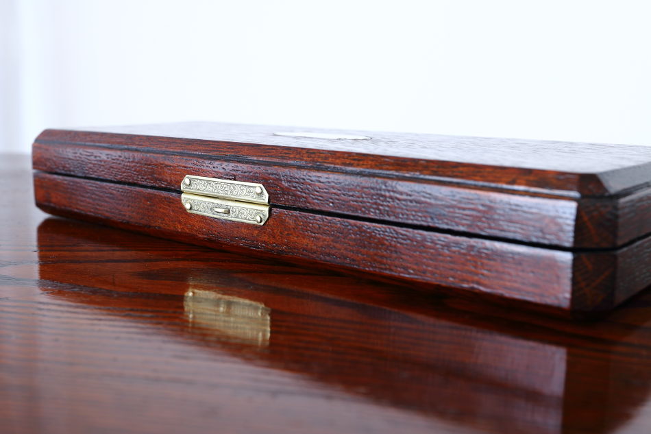 クオリティオーク&ソリッドブラスプラーク ディードボックス