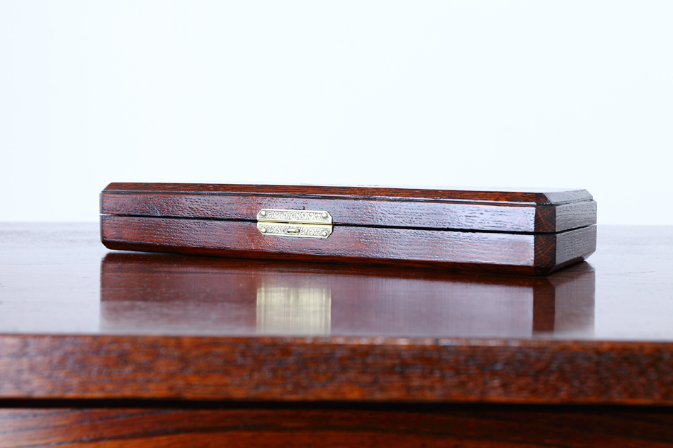 クオリティオーク&ソリッドブラスプラーク ディードボックス