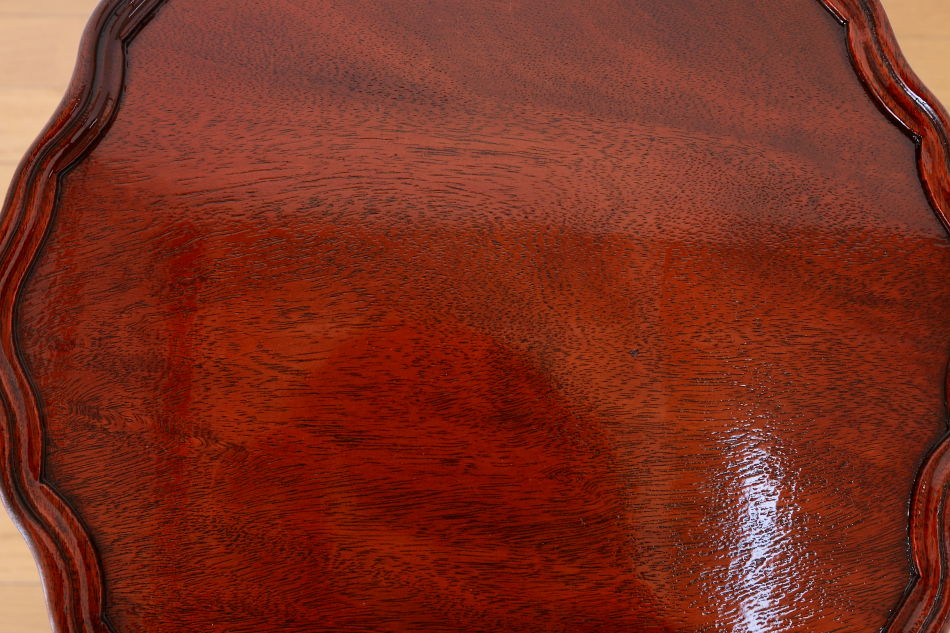 ヴィクトリアンスタイル マホガニー トライポッド スモールワインテーブル