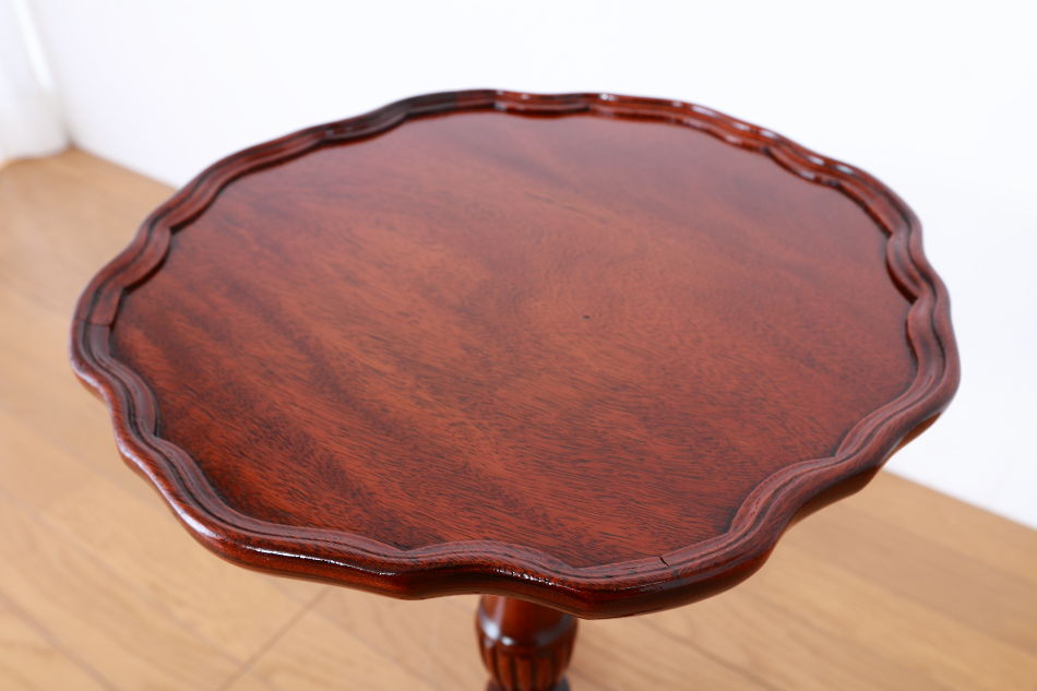ヴィクトリアンスタイル マホガニー トライポッド スモールワインテーブル