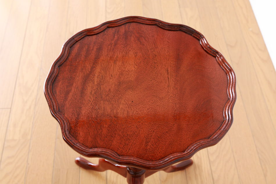 ヴィクトリアンスタイル マホガニー トライポッド スモールワインテーブル