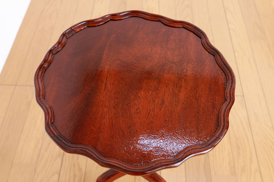 ヴィクトリアンスタイル マホガニー トライポッド スモールワインテーブル