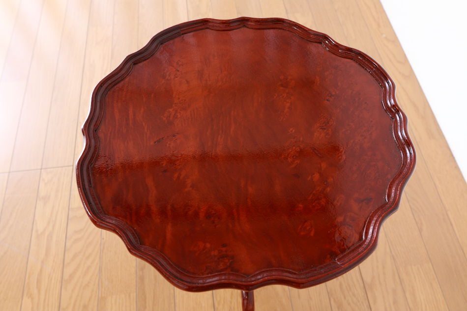 ヴィクトリアンスタイル バールウォルナット トライポッドワインテーブル