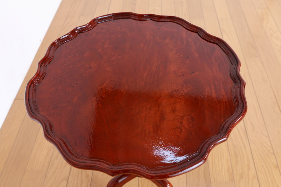 ヴィクトリアンスタイル バールウォルナット トライポッドワインテーブル