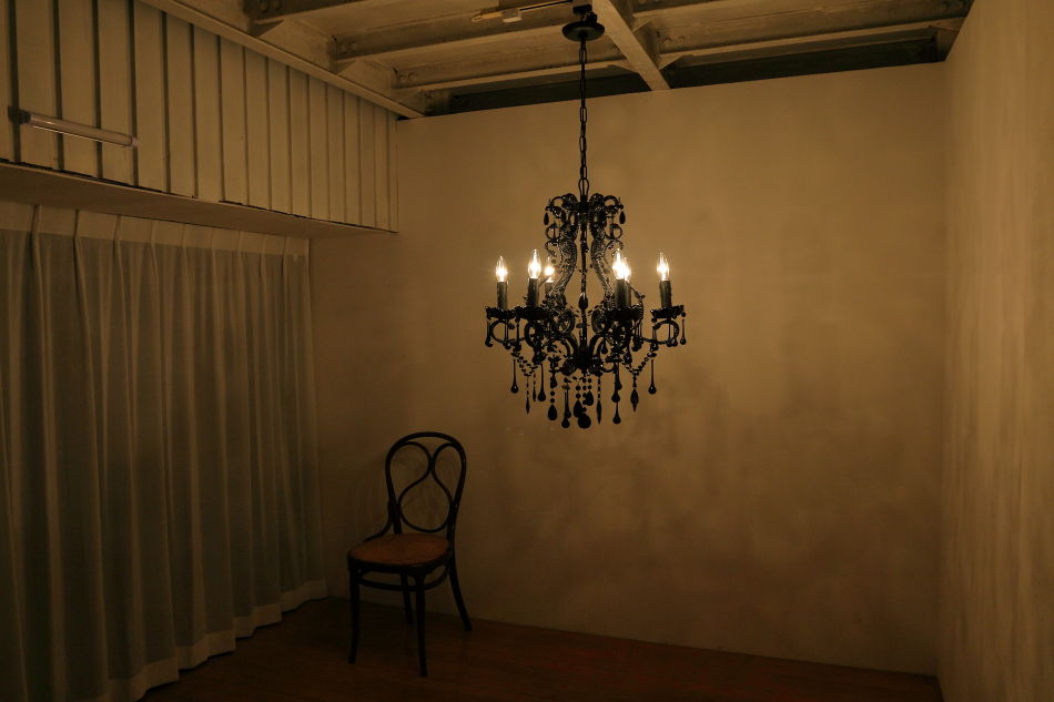 ブラッククリスタル ビーズ&ドロップ ケージスタイル シャンデリア(6灯)