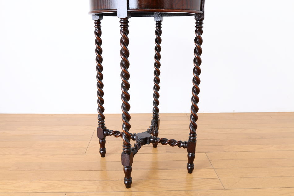 カービングストレッチャー ツイスト オケージョナルテーブル