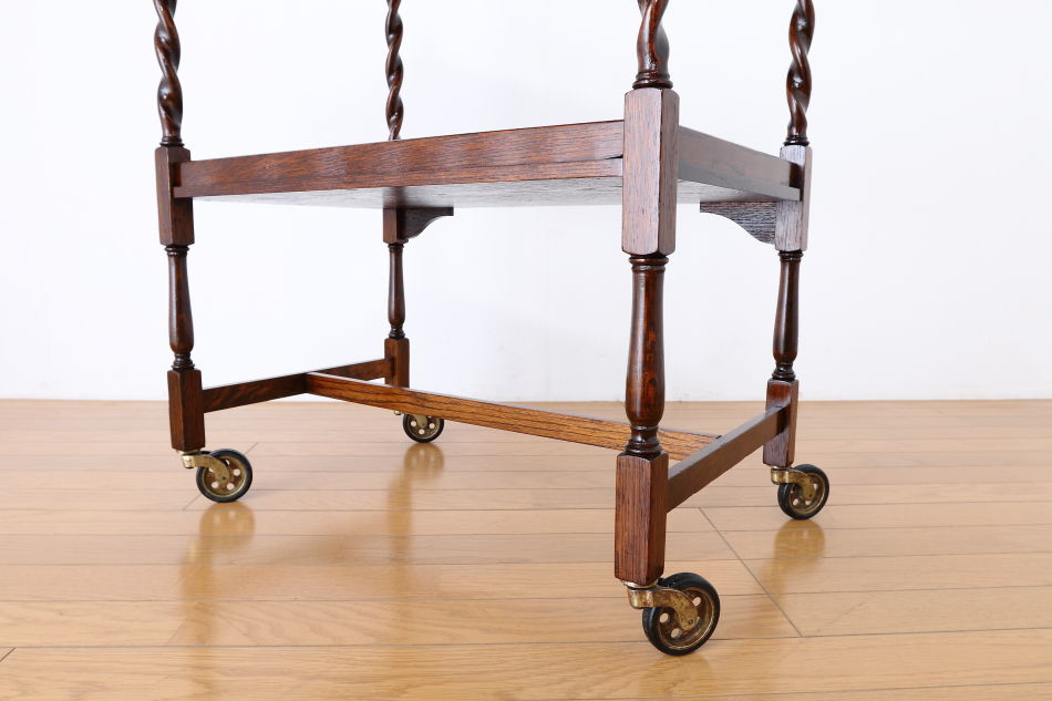 ジャコビアンオーク ツイスト ティーカート/トロリー