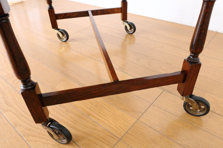 ジャコビアンオーク ツイスト ティーカート/トロリー