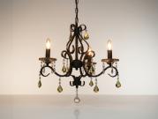 アンバークリスタルガラス & ロートアイアン シャンデリア(3灯)