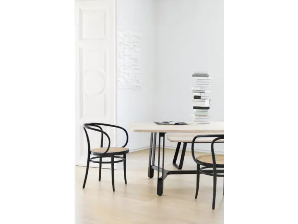 トーネットTHONET 209 ベントウッドアームチェア