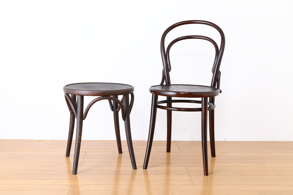 トンTON ベントウッドスツール No60 アーチレッグArch leg / ウレタン・アンティーク