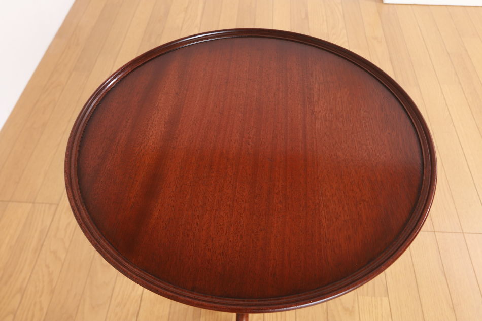 Bevan Funnell Reprodux ジョージアンstマホガニーバラスターワインテーブル
